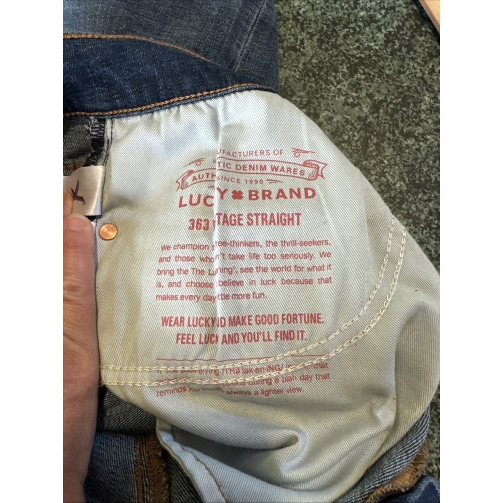 New Lucky Brand 363 Vintage Straight Jeans Mens 32x30 Blue Med Wash Denim Pants - Picture 9 of 16